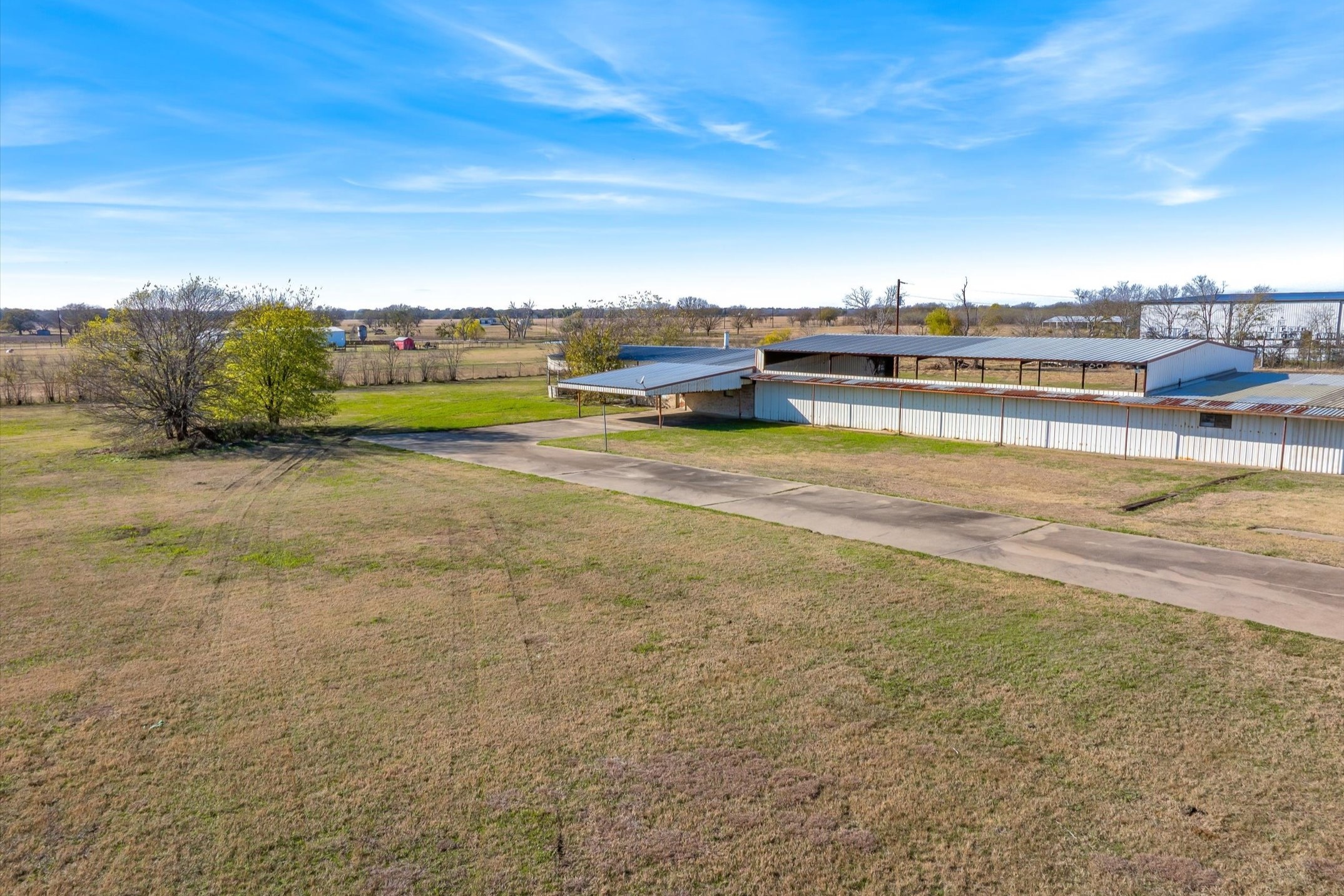 9474 Us-175 Kemp TX 75143