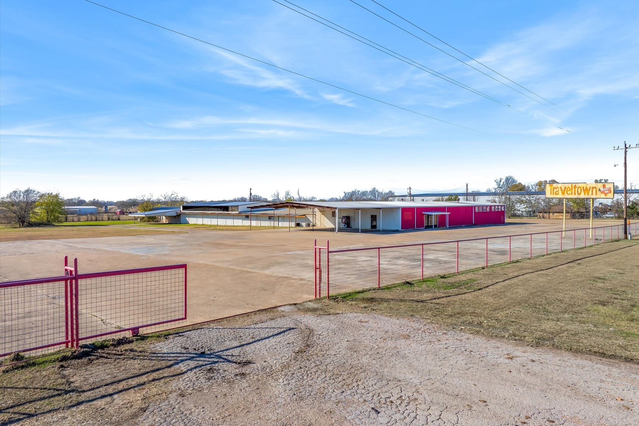 9474 Us-175 Kemp TX 75143