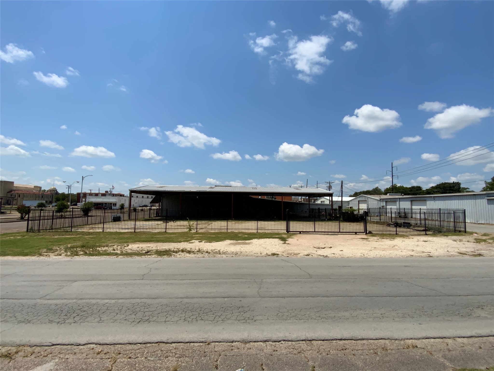 405 E Commerce Street Mexia TX 76667