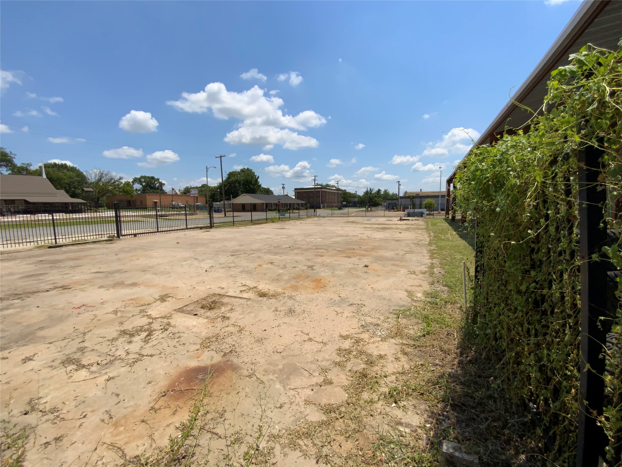 405 E Commerce Street Mexia TX 76667