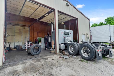 5716 N 287 Alvord TX 76225