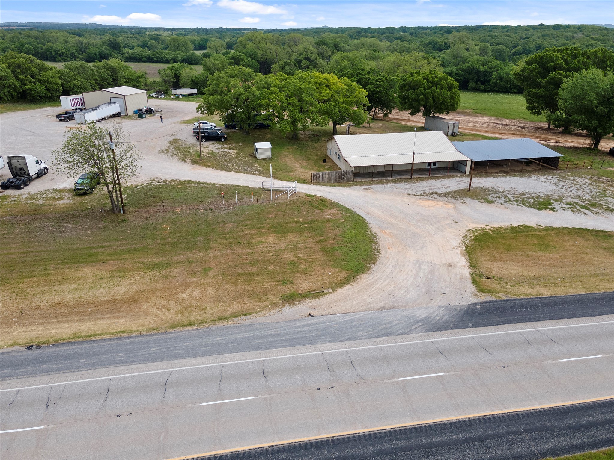 5716 N 287 Alvord TX 76225