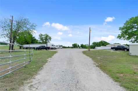5716 N 287 Alvord TX 76225