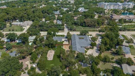 8568 Stults Road Dallas TX 75243
