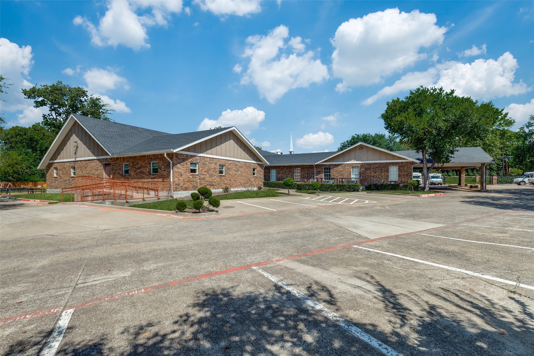 8568 Stults Road Dallas TX 75243