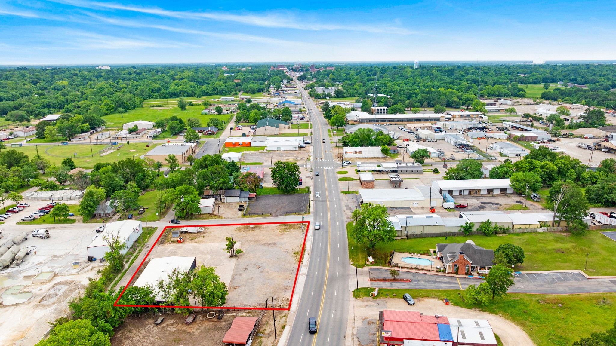 1734 N Main Street Paris TX 75460