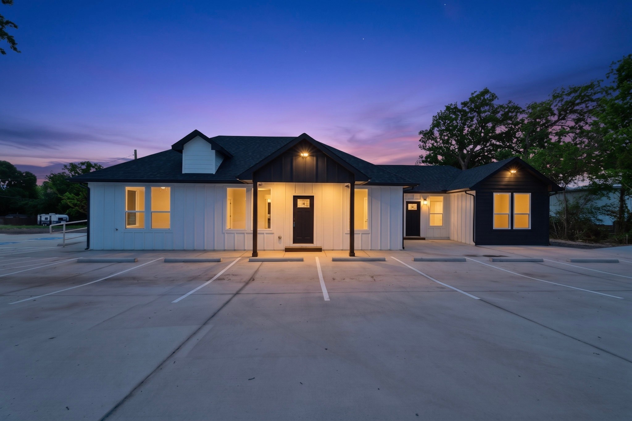 1917 W Highway 199 Az Sanctuary TX 76020