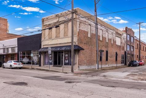 2402 Stonewall Street Greenville TX 75401