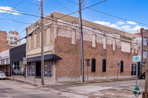 2402 Stonewall Street Greenville TX 75401