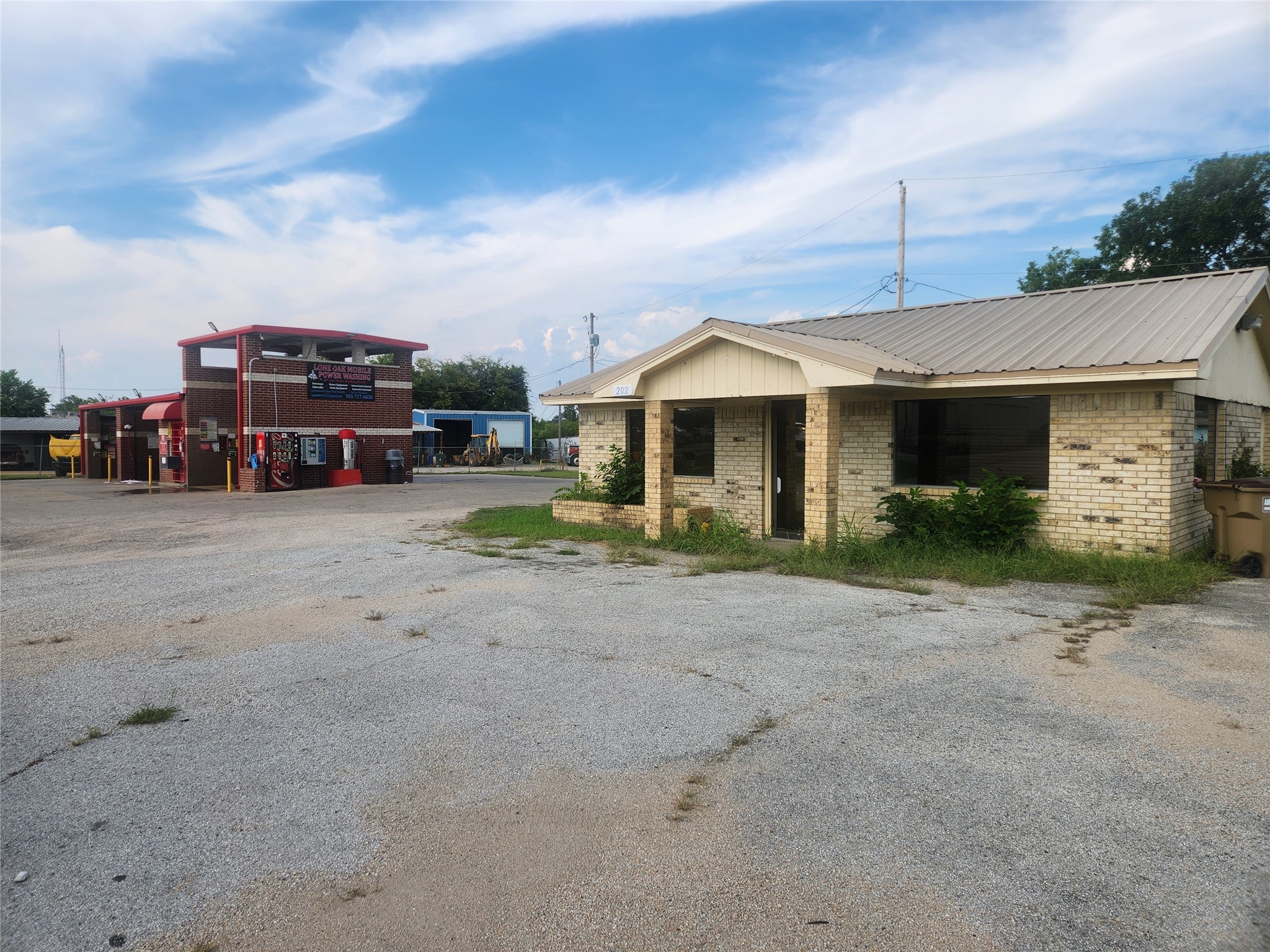 202 Us Highway 69 N Lone Oak TX 75453