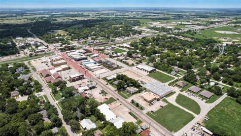 400 N 4th Street Wills Point TX 75169