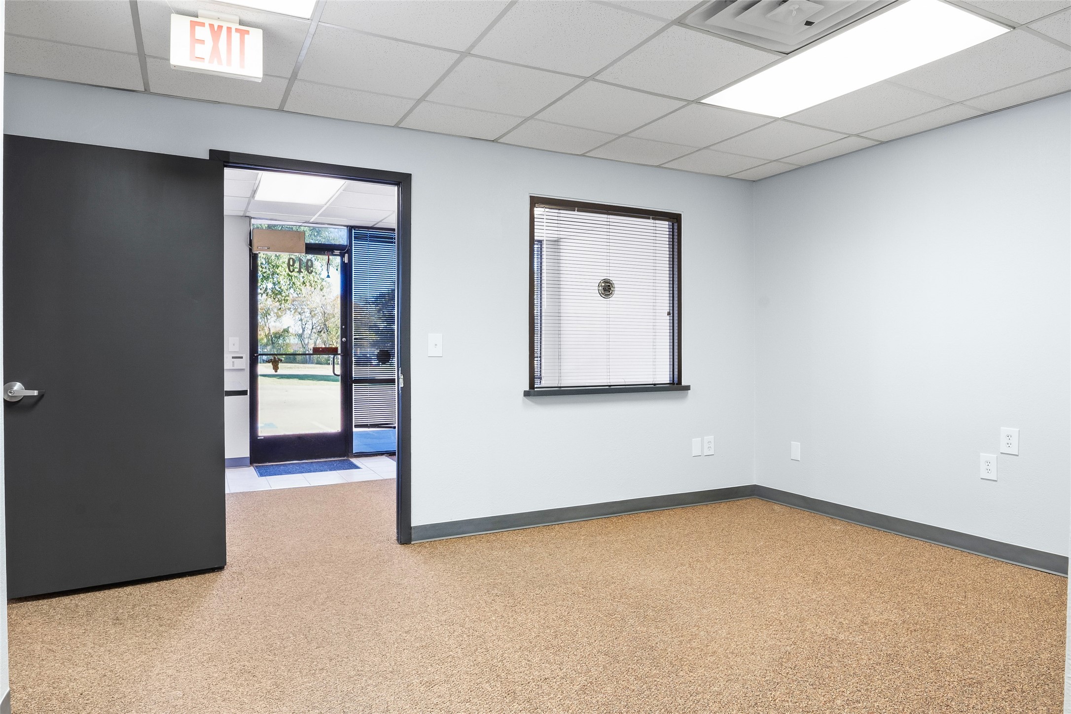 915-921 N Mill Street Lewisville TX 75057