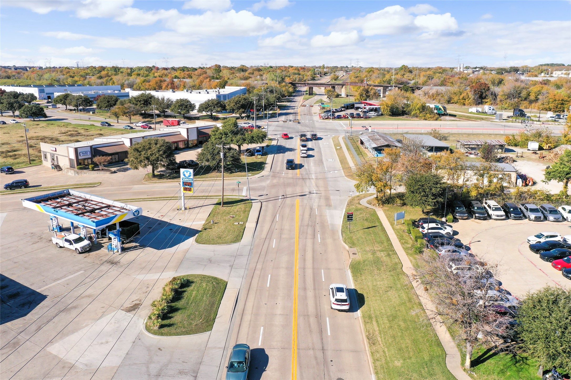 915-921 N Mill Street Lewisville TX 75057