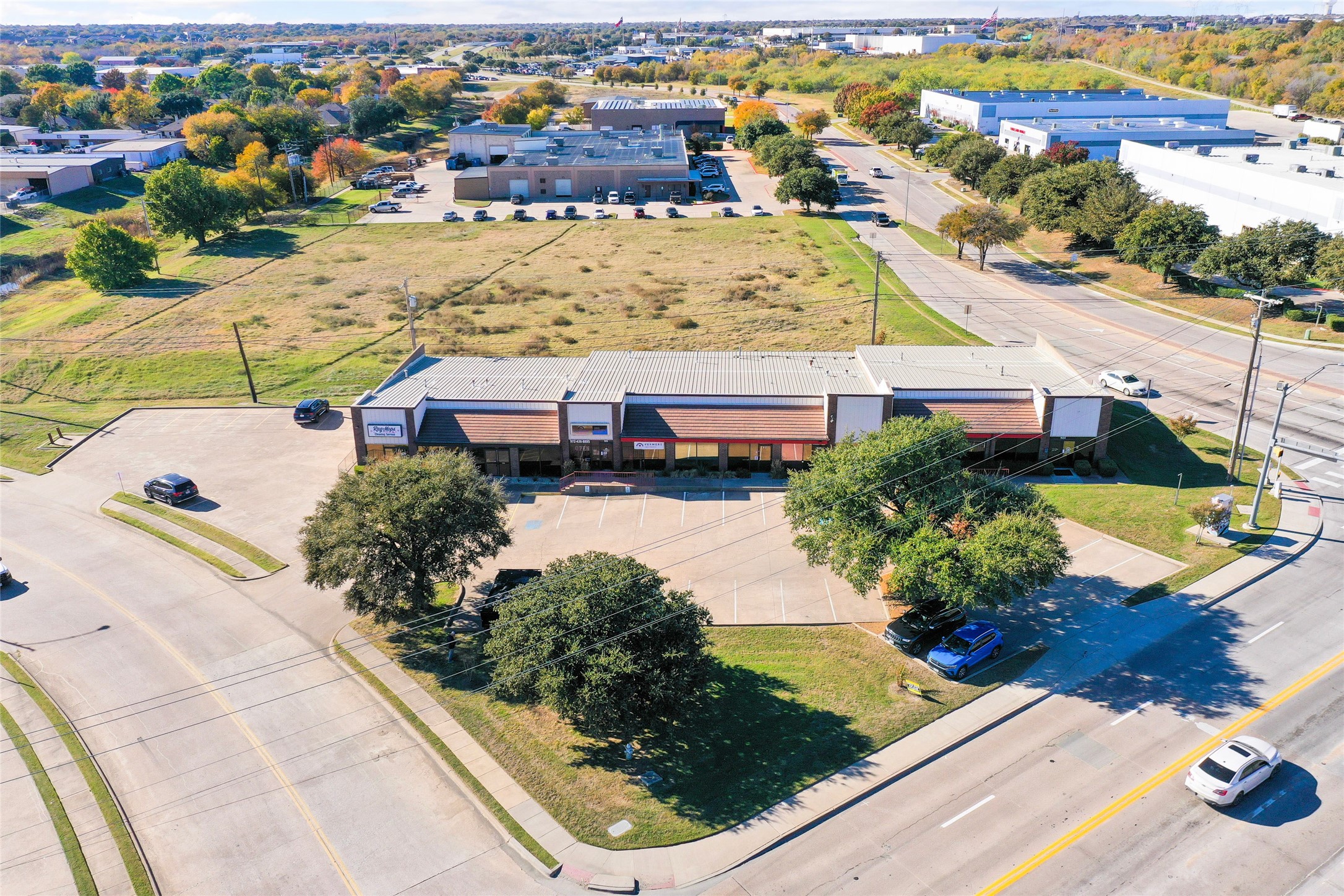 915-921 N Mill Street Lewisville TX 75057