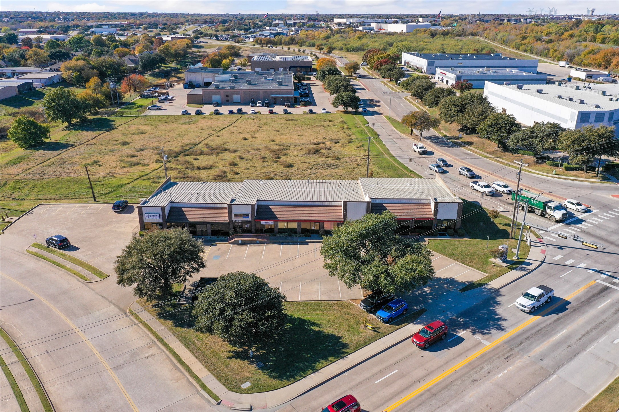 915-921 N Mill Street Lewisville TX 75057