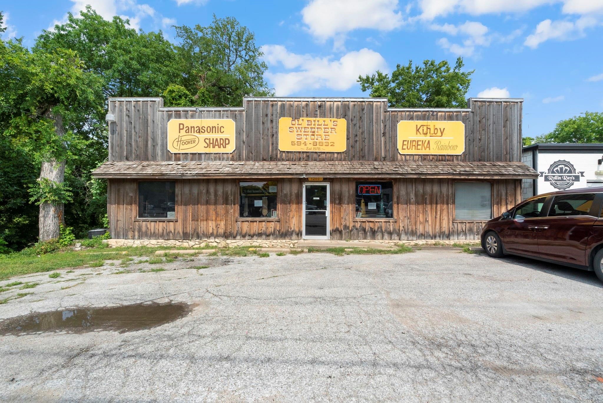 1203 S Main Street Weatherford TX 76086