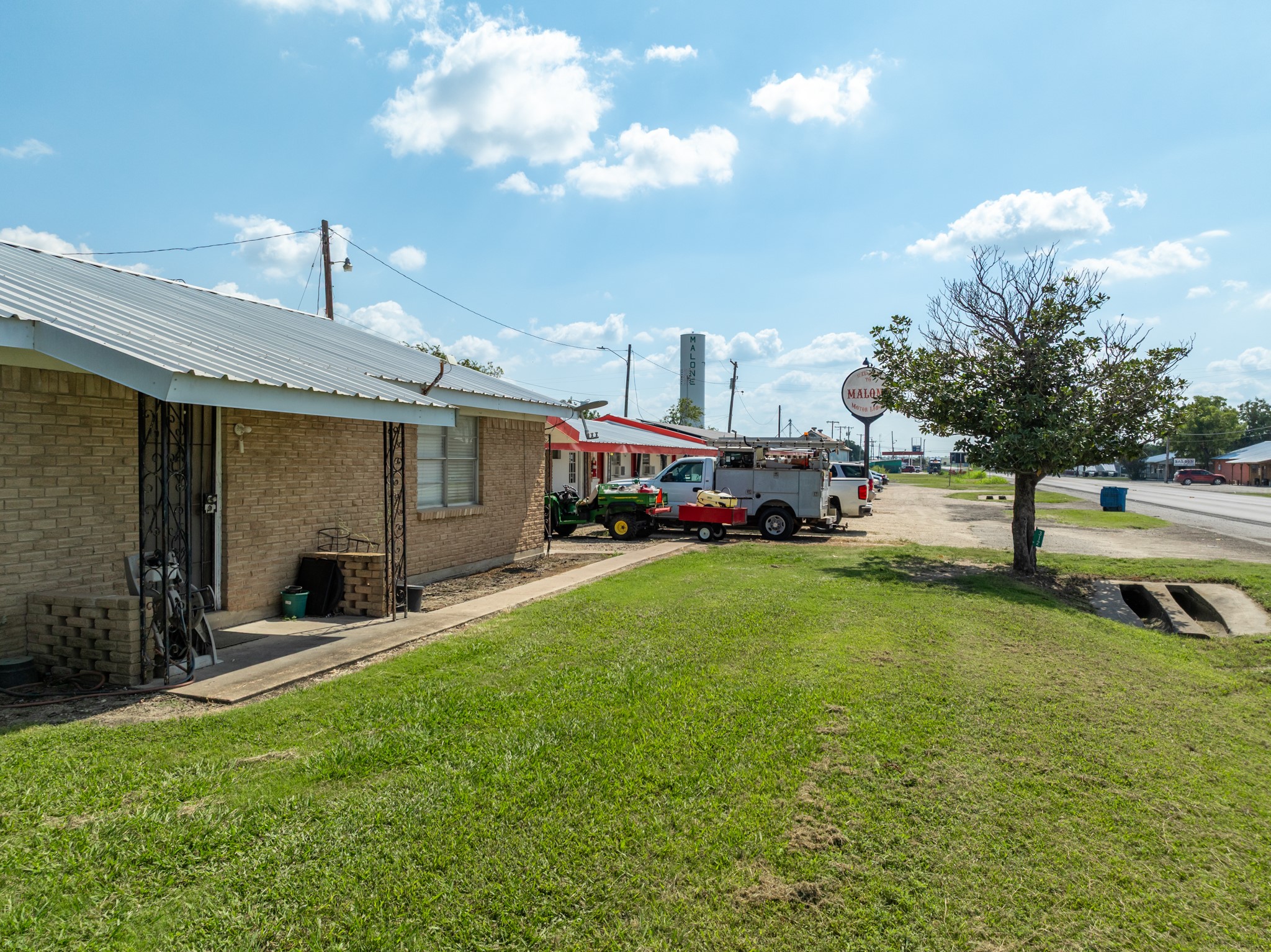 312 W Live Oak Malone TX 76660