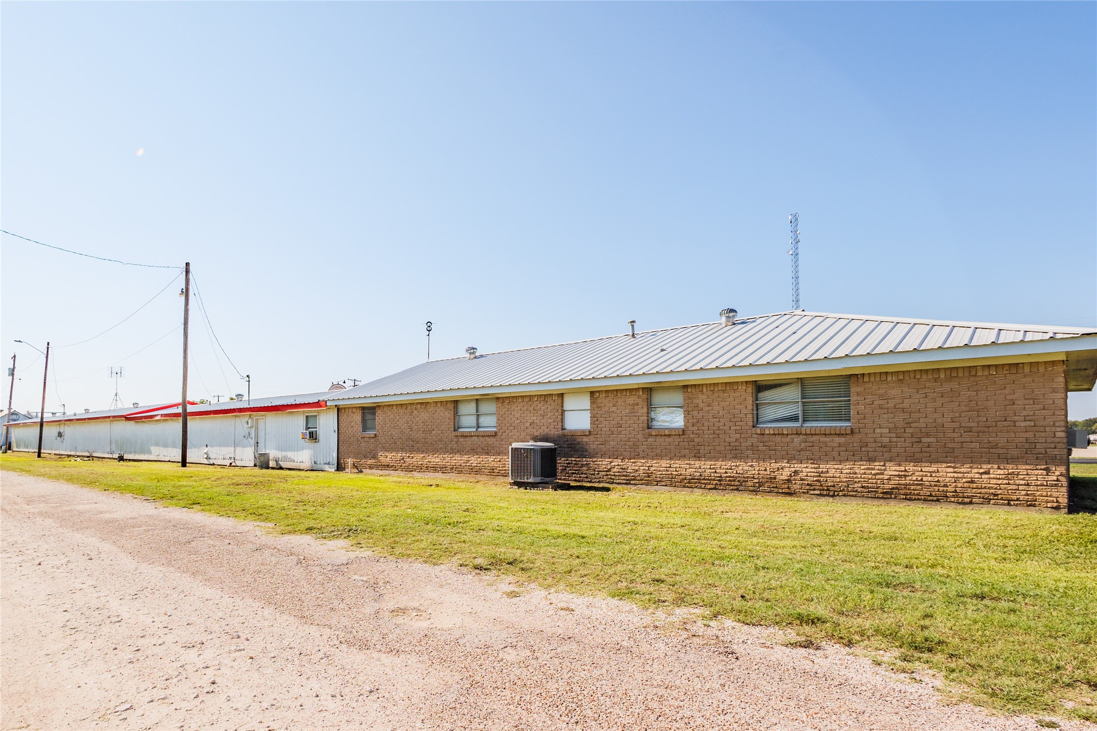 312 W Live Oak Malone TX 76660