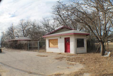 709 W Commerce Brownwood TX 76801