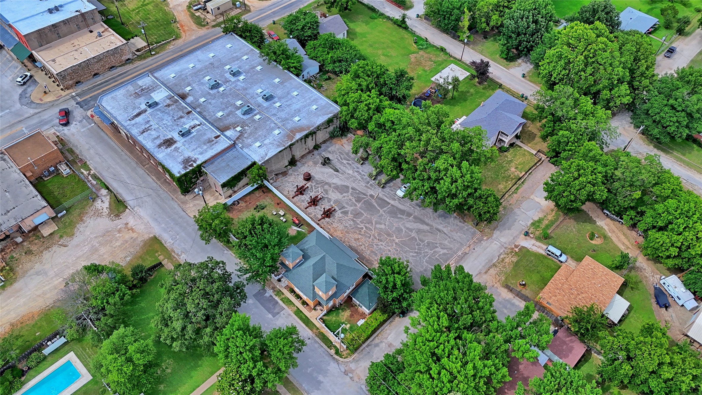 200 Boggess St Jo TX 76265