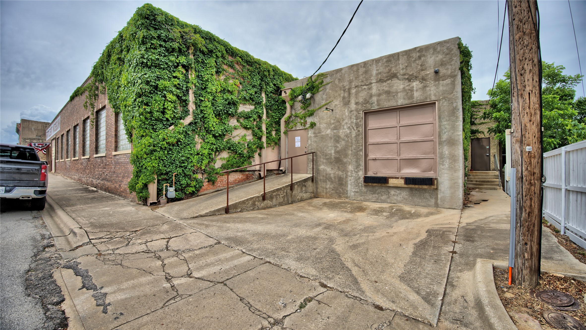 200 Boggess St Jo TX 76265