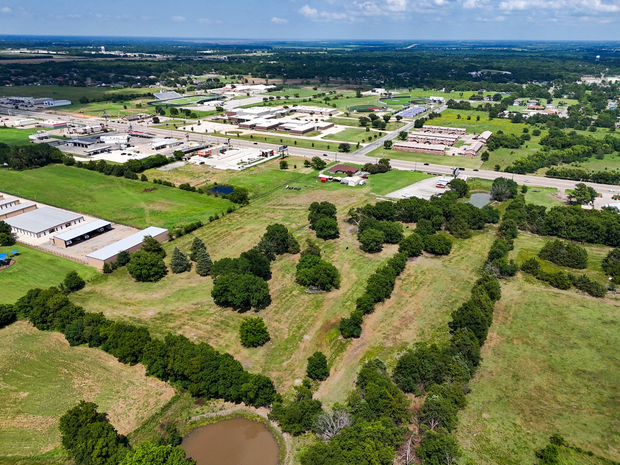 1709 N State Highway 121 Bonham TX 75418