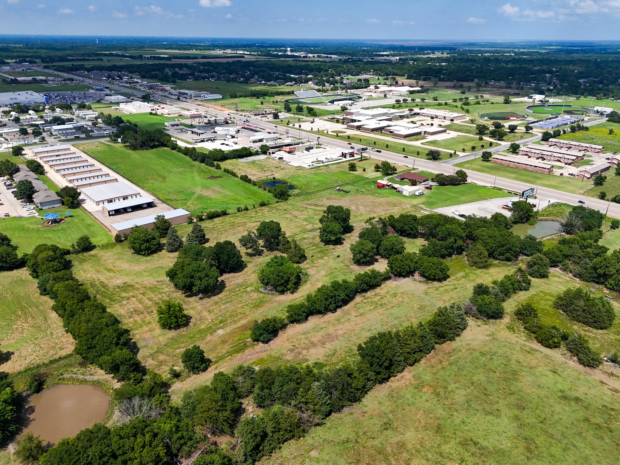 1709 N State Highway 121 Bonham TX 75418