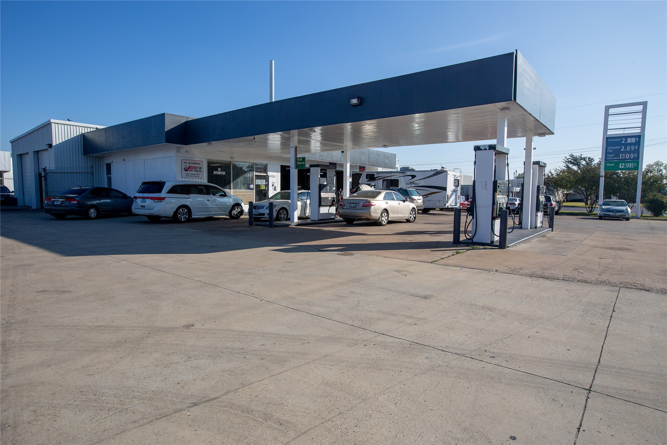 6705 Meadowbrook Drive Fort Worth TX 76112