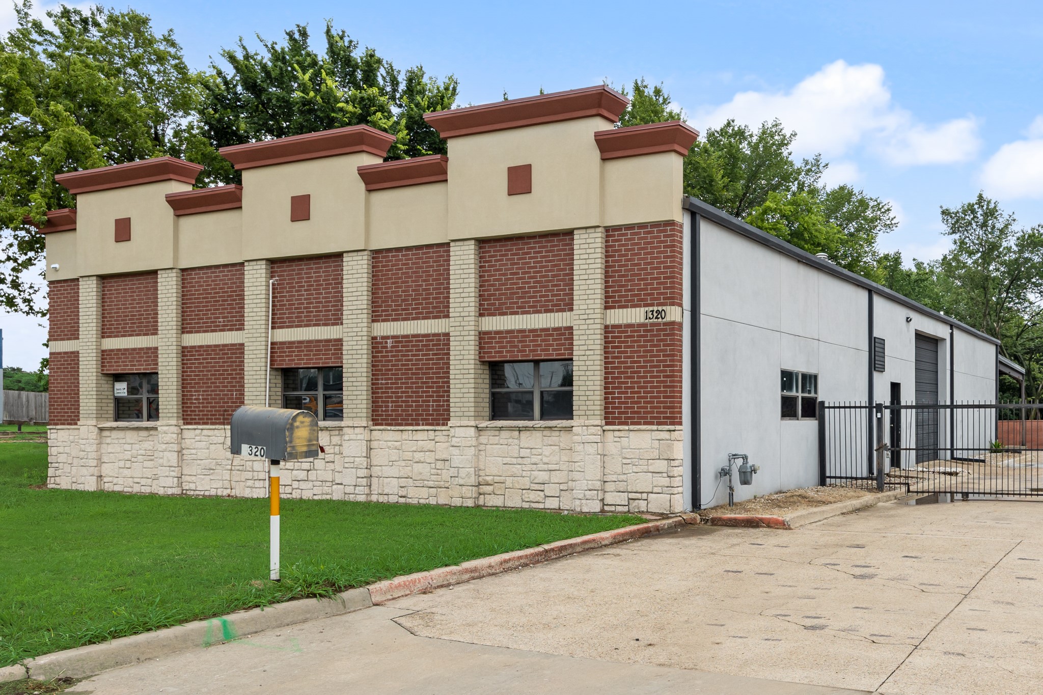 1320 Us Highway 80 E Mesquite TX 75149
