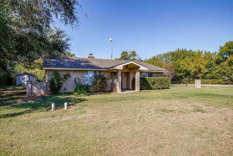 1060 S Burleson Boulevard Burleson TX 76028