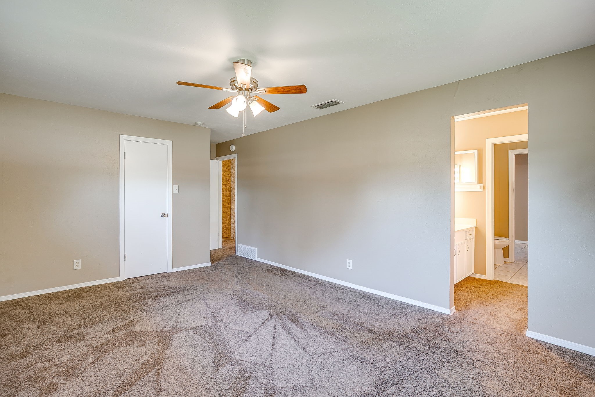 1060 S Burleson Boulevard Burleson TX 76028