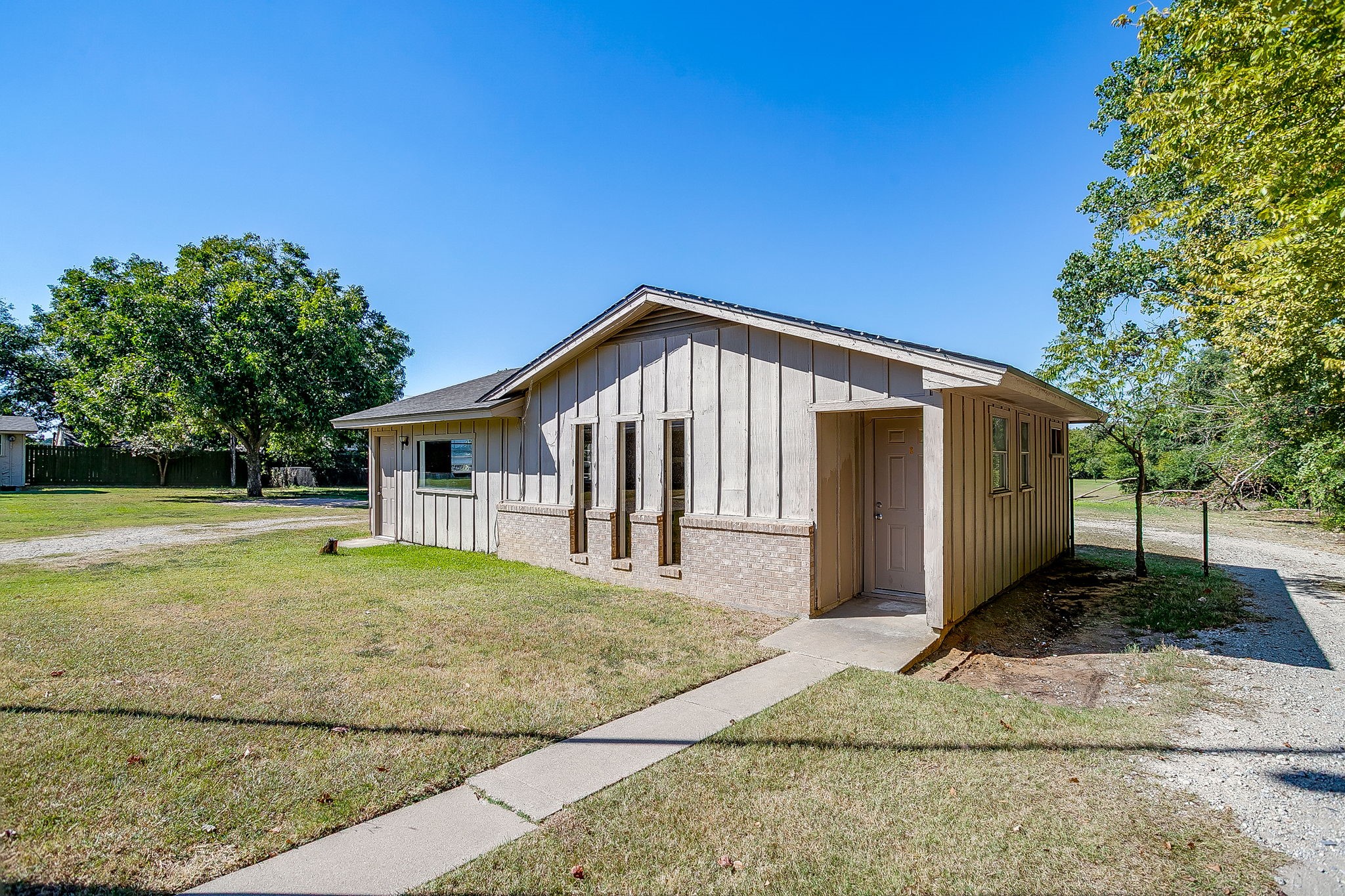 1060 S Burleson Boulevard Burleson TX 76028