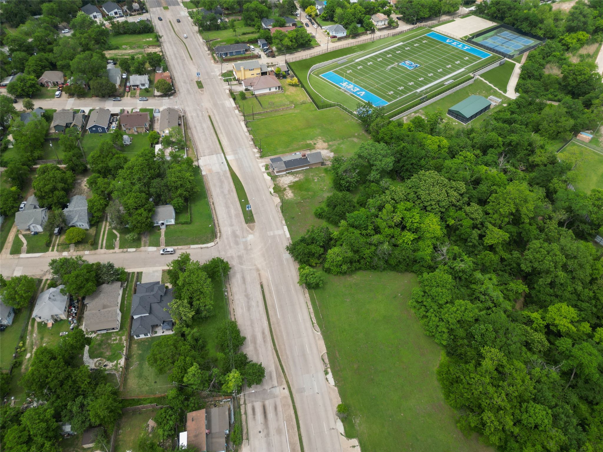 654 S Corinth Street Road Dallas TX 75203