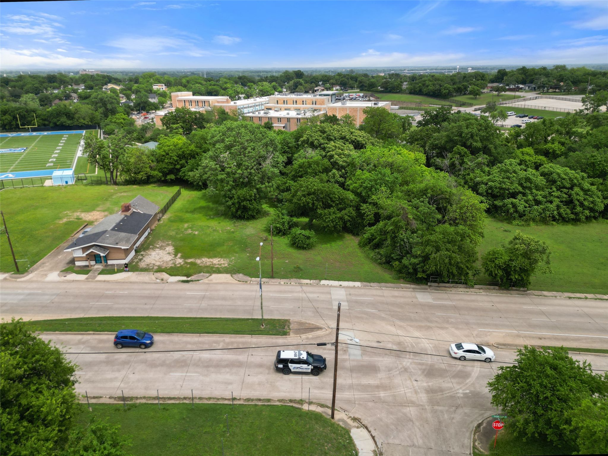 654 S Corinth Street Road Dallas TX 75203