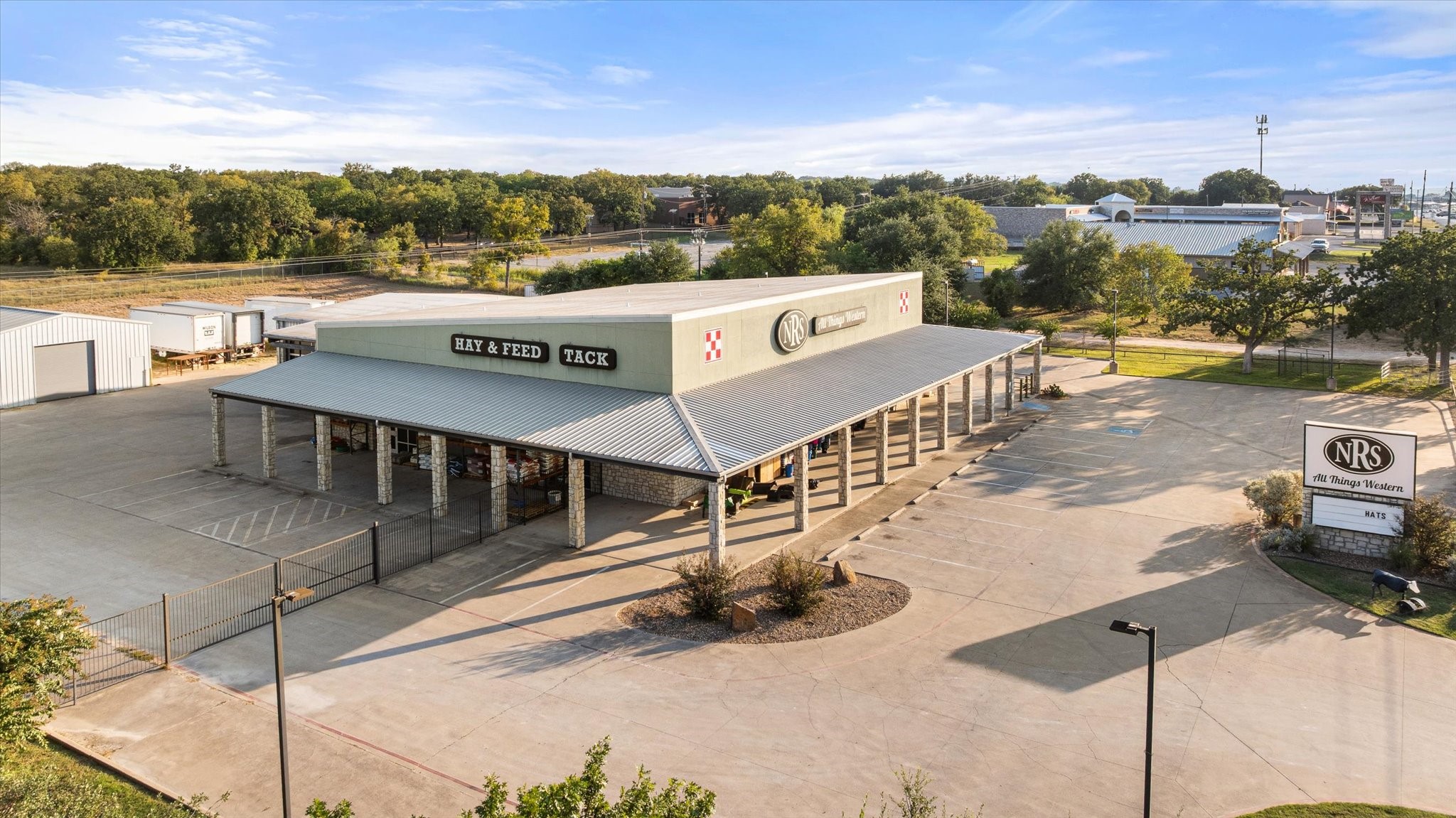 2521 E Highway 377 Granbury TX 76049