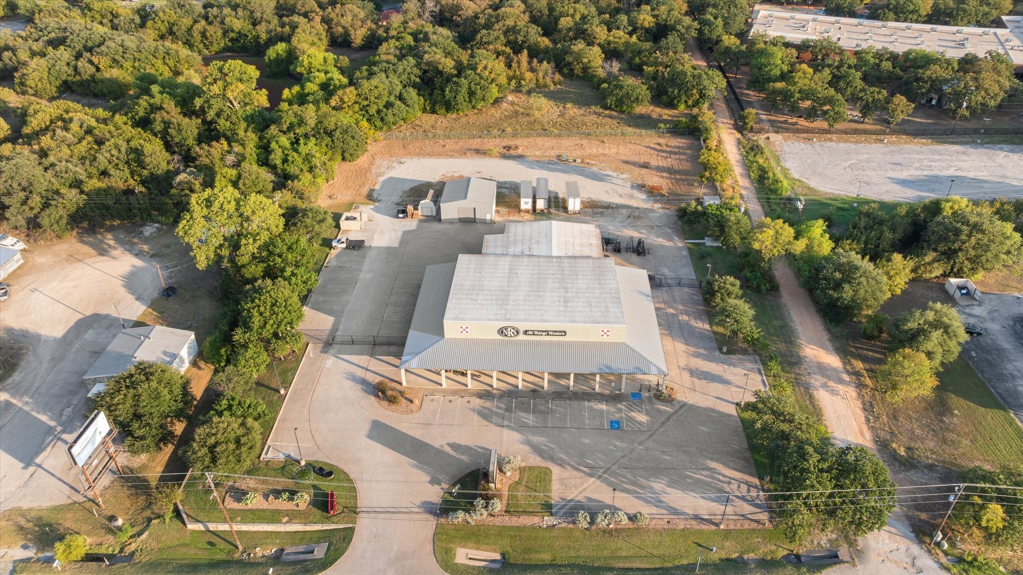 2521 E Highway 377 Granbury TX 76049
