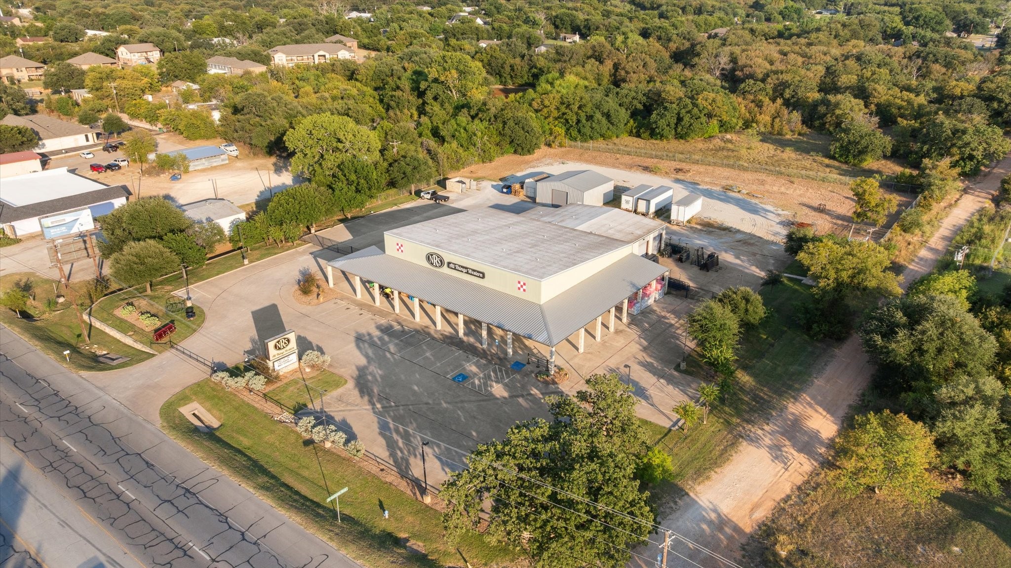 2521 E Highway 377 Granbury TX 76049