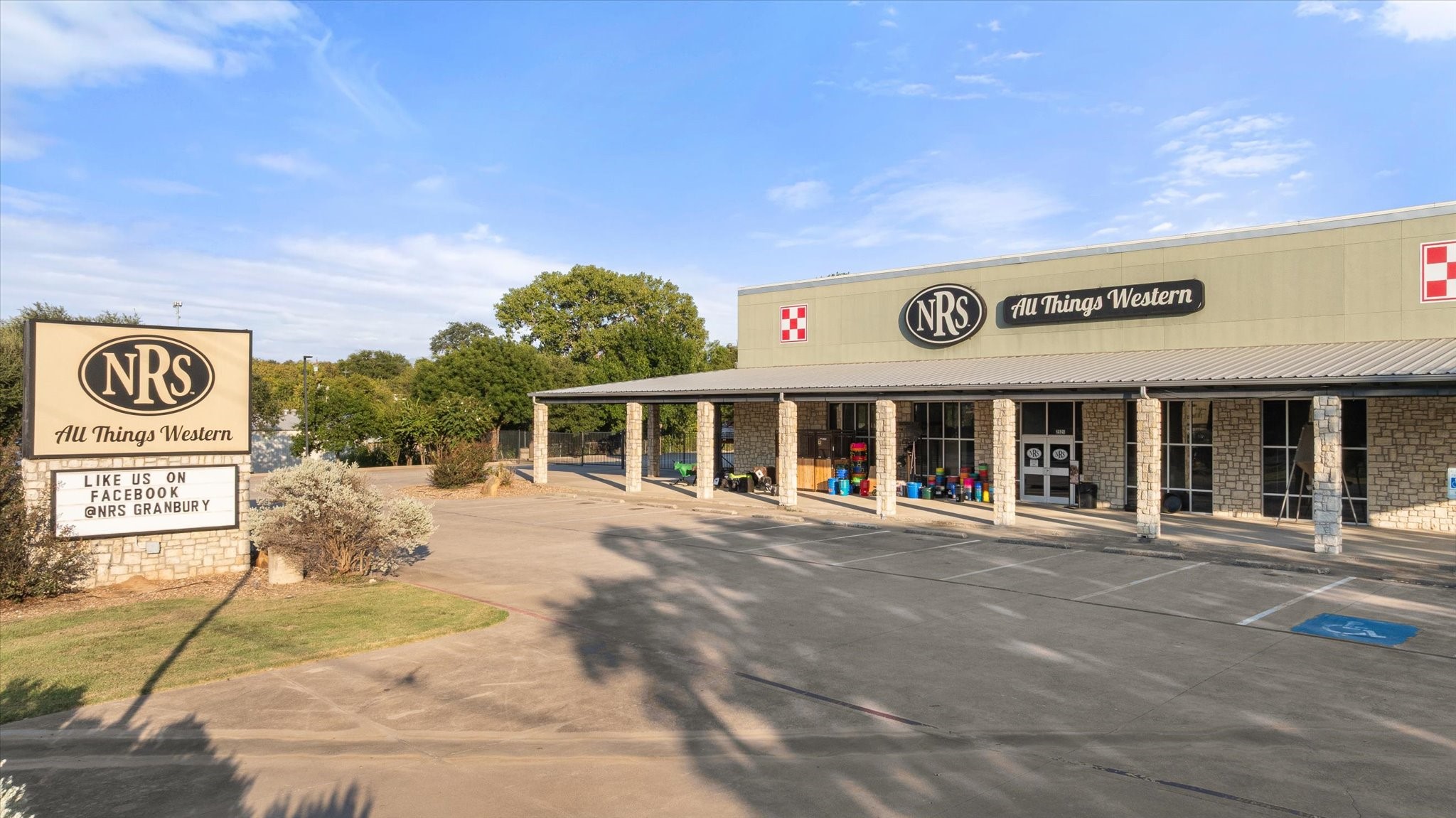 2521 E Highway 377 Granbury TX 76049