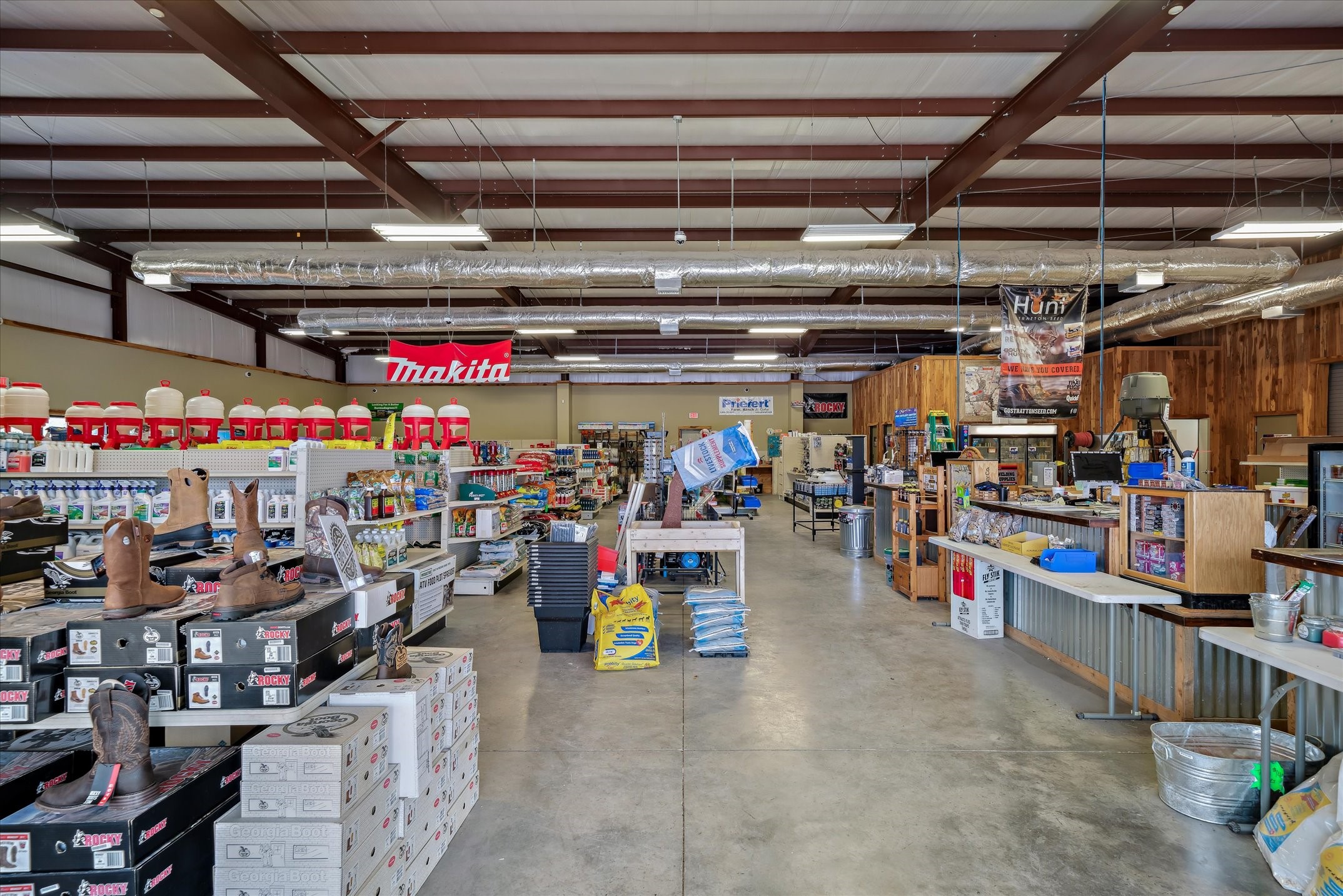 150 W Main Street Clarksville TX 75426