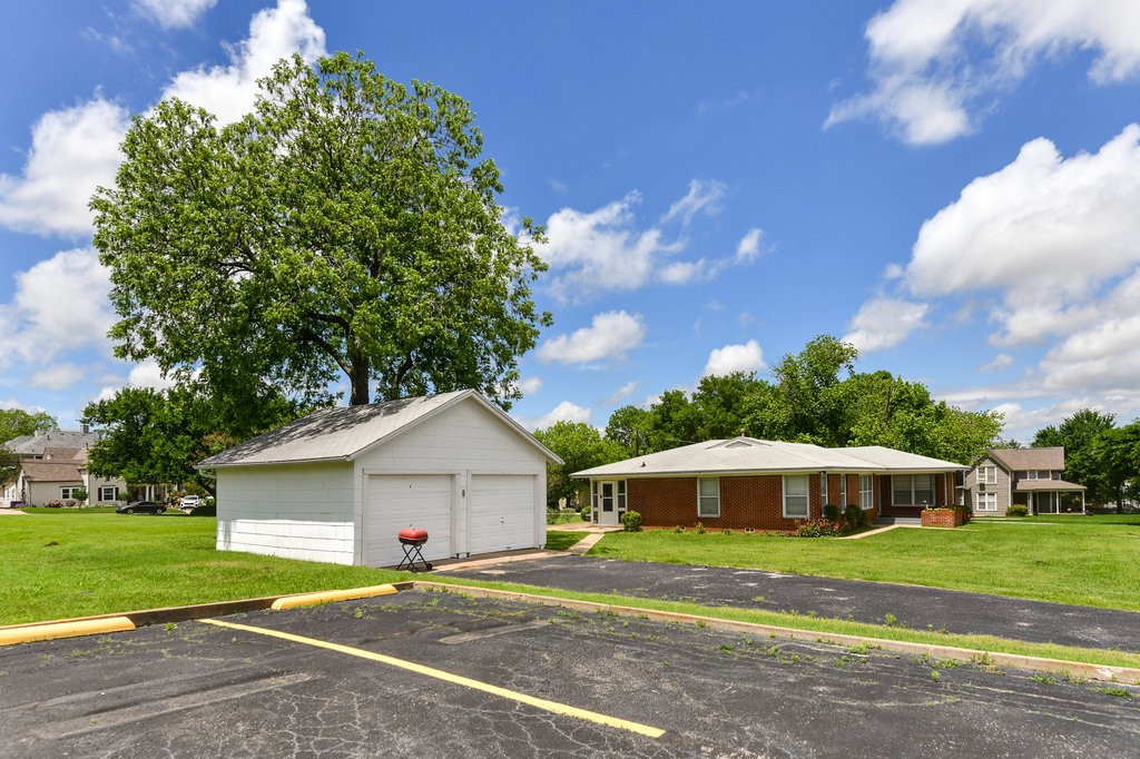 306 S Main Street Mansfield TX 76063