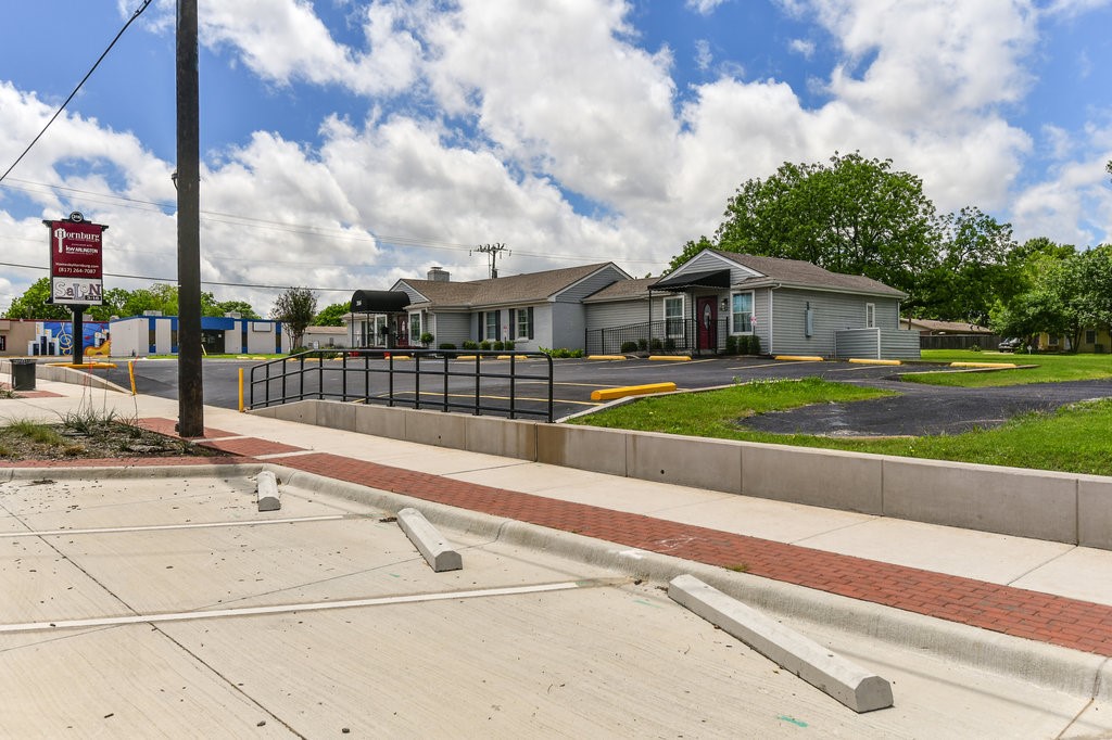 306 S Main Street Mansfield TX 76063