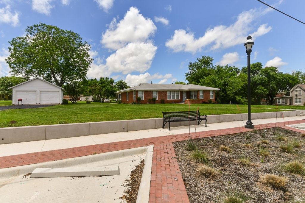 306 S Main Street Mansfield TX 76063