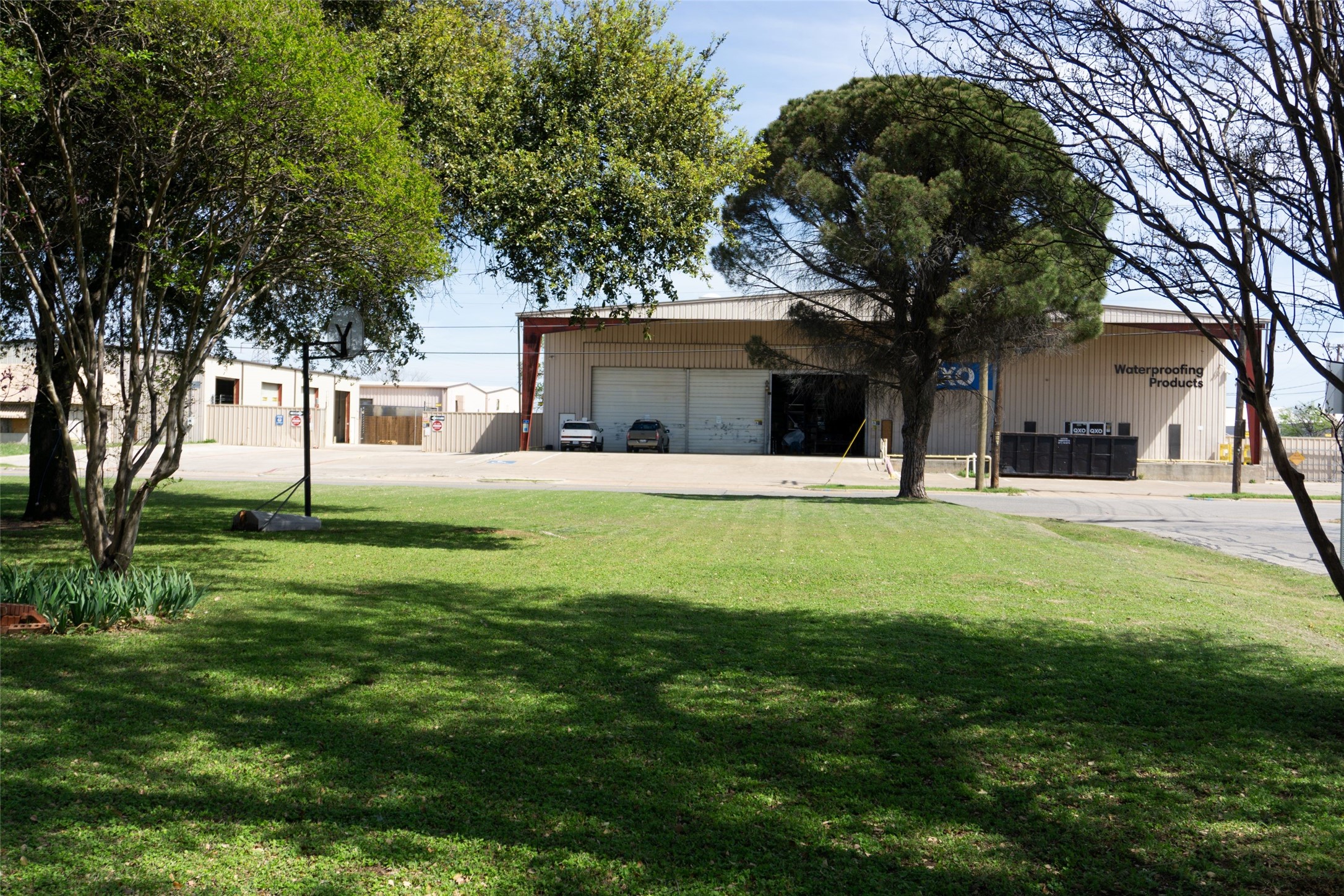 307 N Britain Road Irving TX 75061
