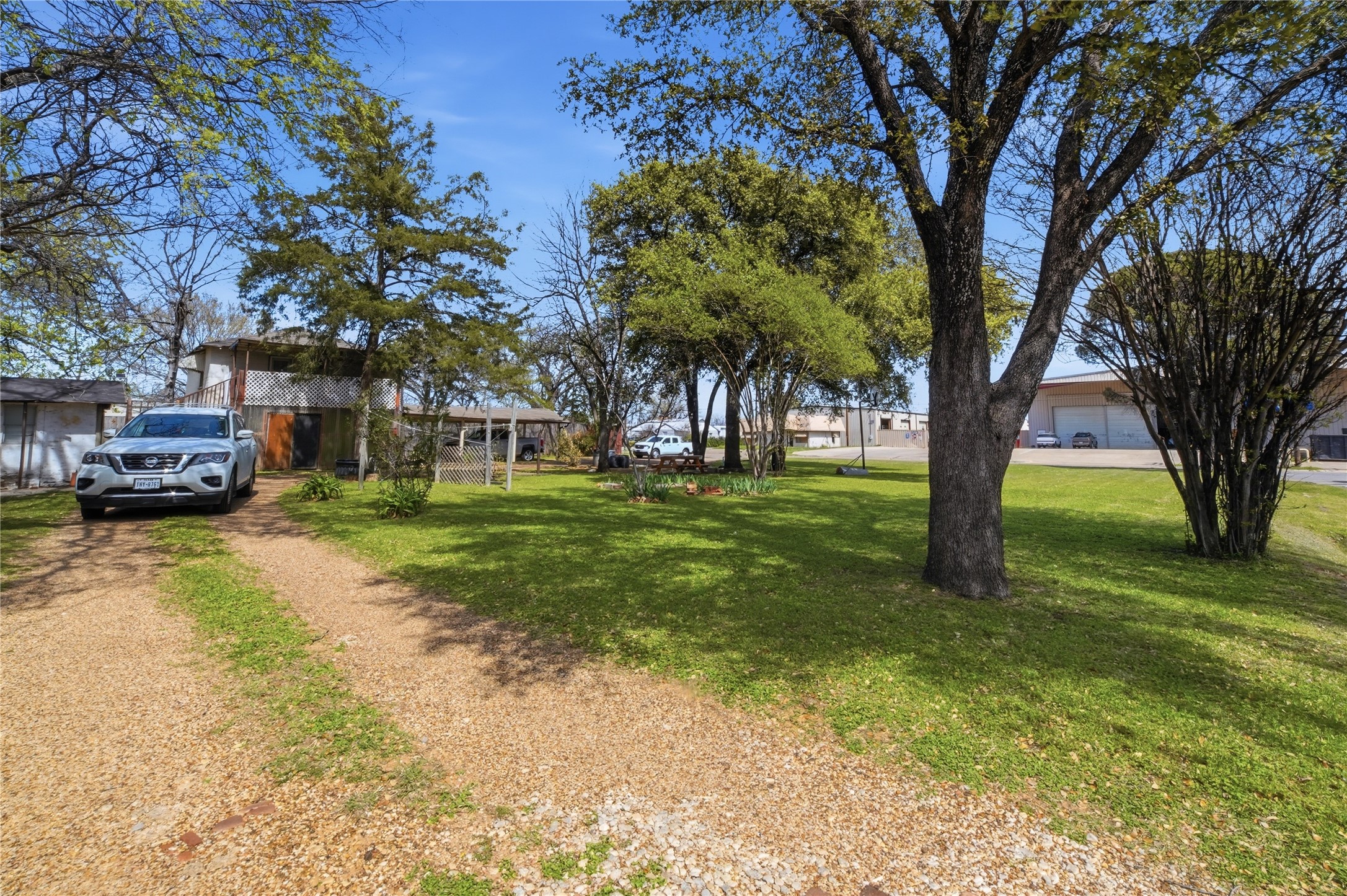 307 N Britain Road Irving TX 75061