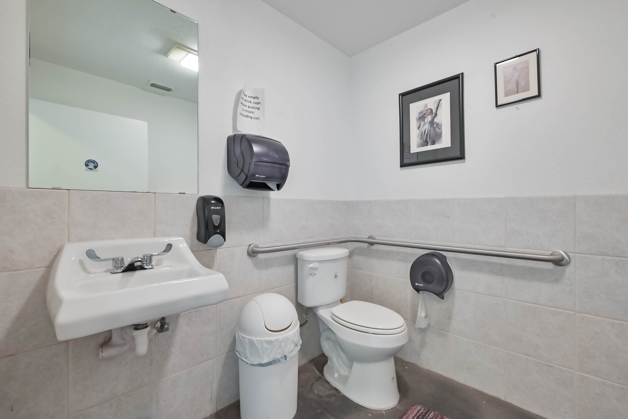 120 NW Newton Drive Burleson TX 76028