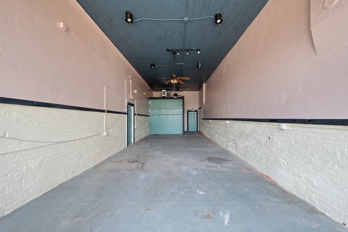 107 N Main Street Milford TX 76670