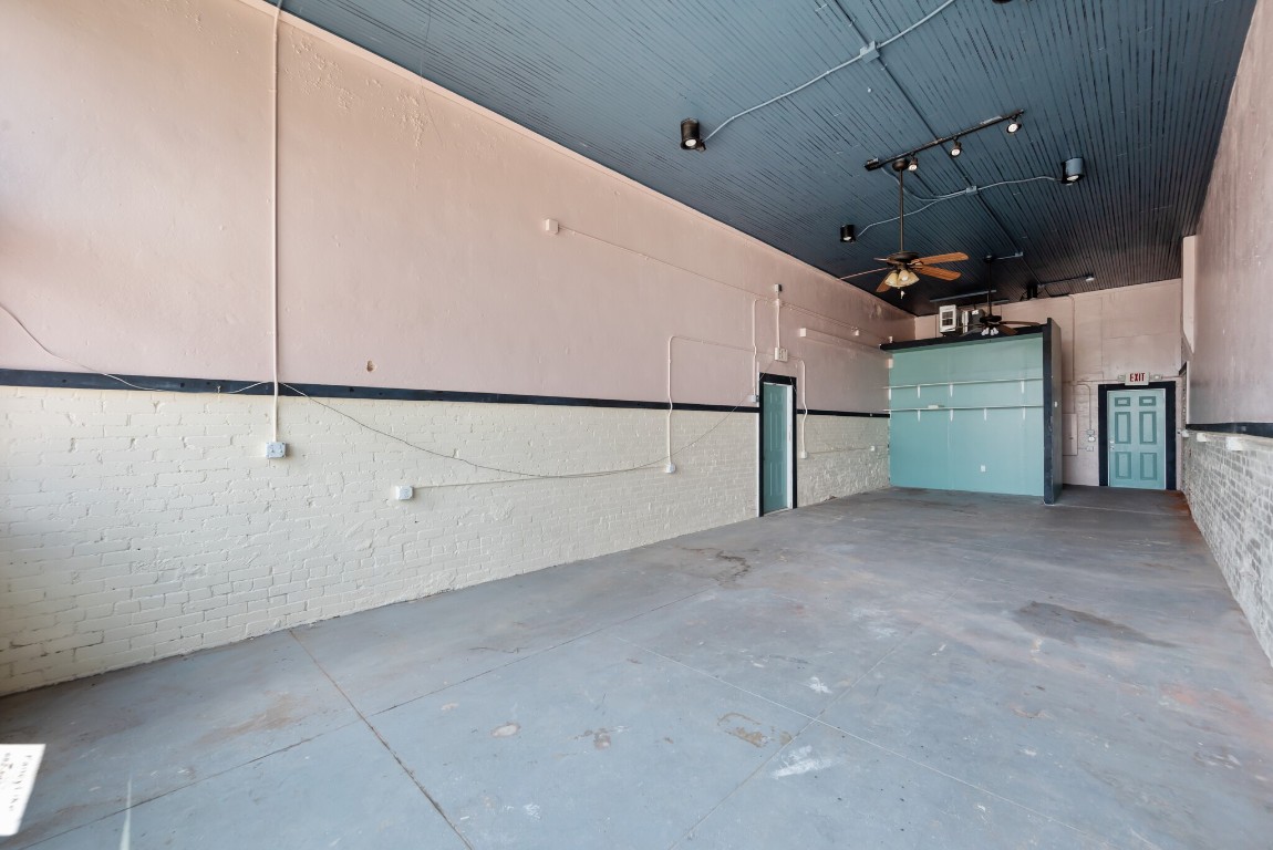 107 N Main Street Milford TX 76670