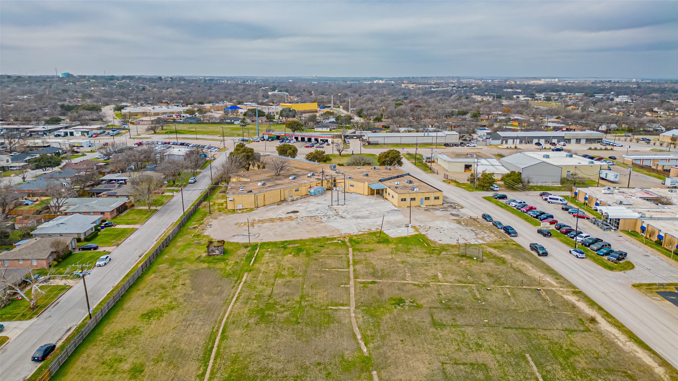 701 S Cherry Lane White Settlement TX 76108