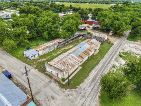 214 N High Street San Saba TX 76877
