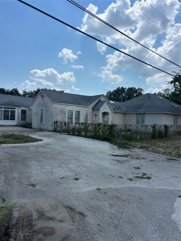 125 W Second Street Rhome TX 76078